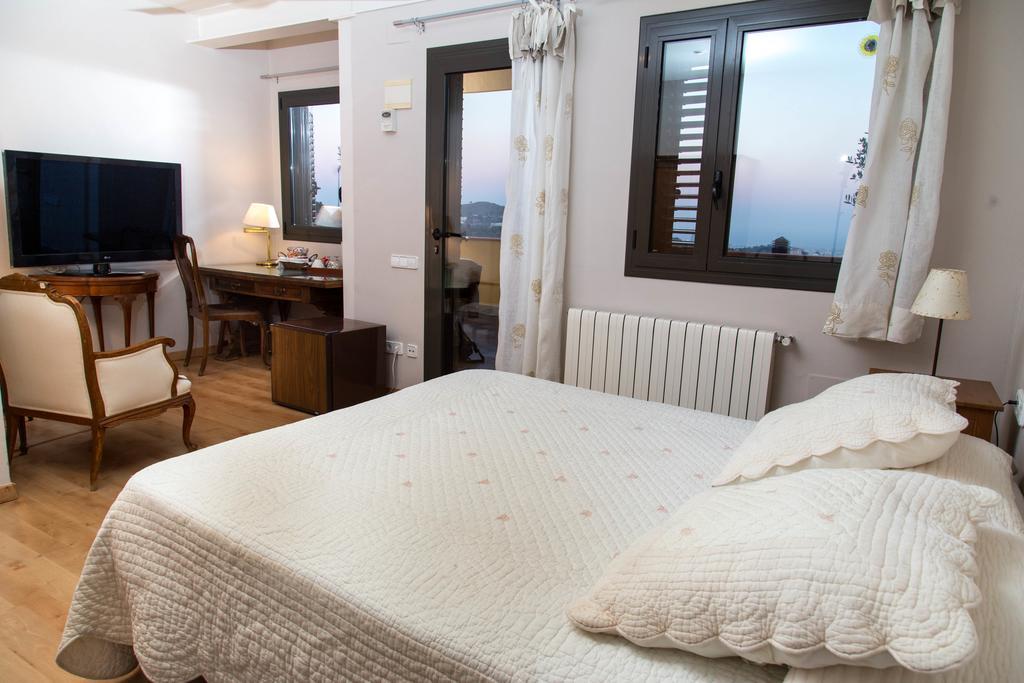 Anita'S Bed And Breakfast Barcellona Esterno foto